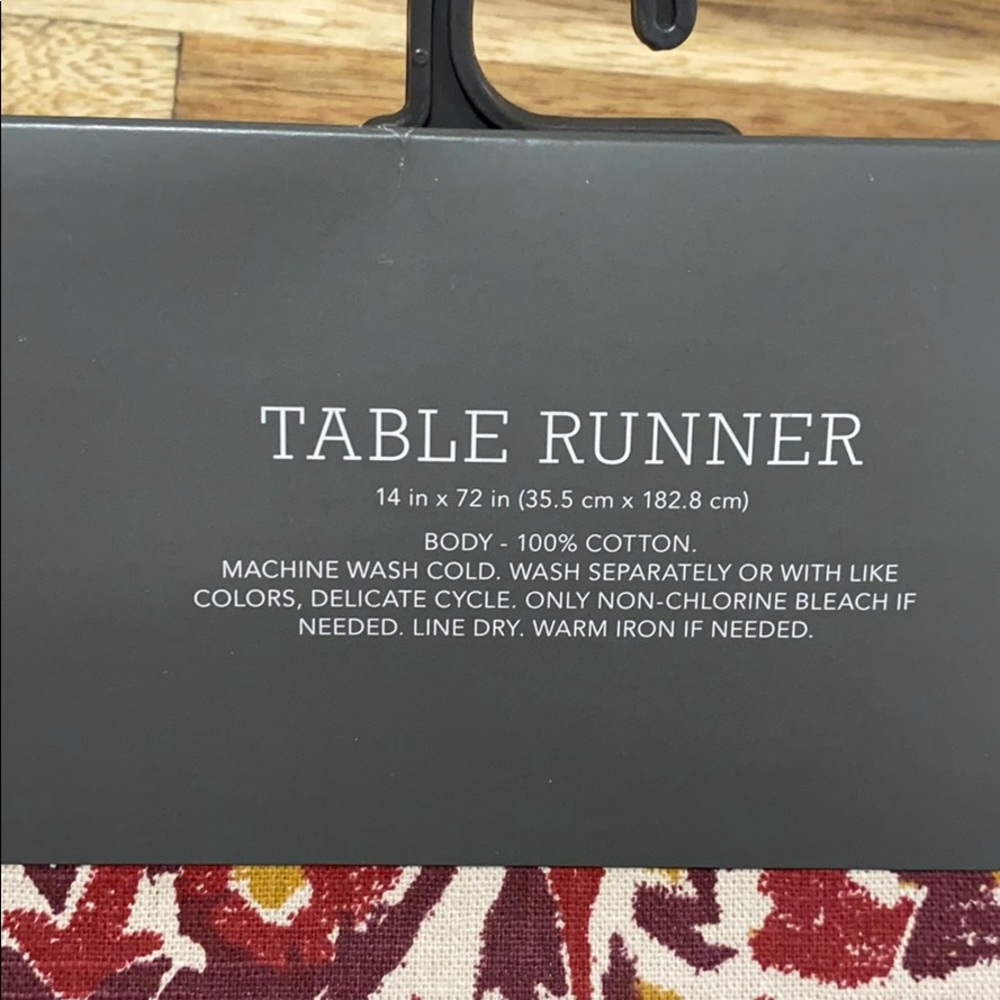 Threshold table runner from Target - Picture 2 of 2